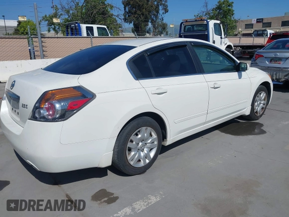2010 Nissan Altima 2.5 S with VIN 1N4AL2AP6AC192680, listed as a IAAI auction lot 42152115 with Not Provided miles. Bid and sale history available at carsss.com. Image 4.