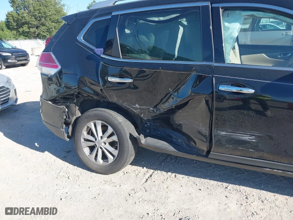 2015 Nissan Rogue S with VIN KNMAT2MT1FP586459, listed as a IAAI auction lot 40251580 with 109,513 mi miles. Bid and sale history available at carsss.com. Image 6.