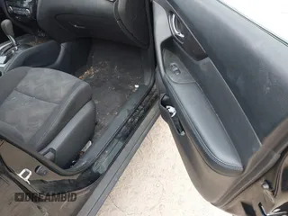 2016 Nissan Rogue SV z VIN KNMAT2MV9GP696128, wystawiony jako IAAI lot #42343710 z przebiegiem 136 984 mil mil oraz . Historia ofert i sprzedaży dostępna na DreamBid. Obrazek 5.