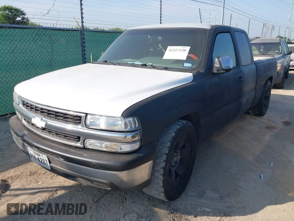 2000 Chevrolet Silverado 1500 with VIN 2GCEC19W6Y1319221, listed as a IAAI auction lot 42217238 with 267,188 mi miles and . Bid and sale history available at DreamBid. Image 2.