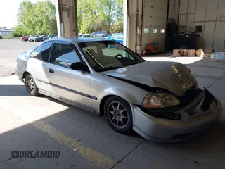 1997 Honda Civic DX z VIN 1HGEJ6126VL088985, wystawiony jako IAAI lot #42149417 z przebiegiem 190 040 mil mil oraz . Historia ofert i sprzedaży dostępna na DreamBid. Obrazek 1.