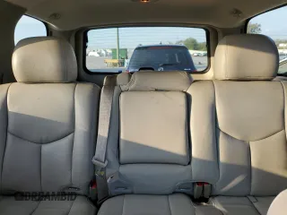 2003 Chevrolet Tahoe LT with VIN 1GNEC13Z23J152302, listed as a Copart auction lot 74320104 with 194,453 mi miles and Clean Title. Bid and sale history available at carsss.com. Image 10.