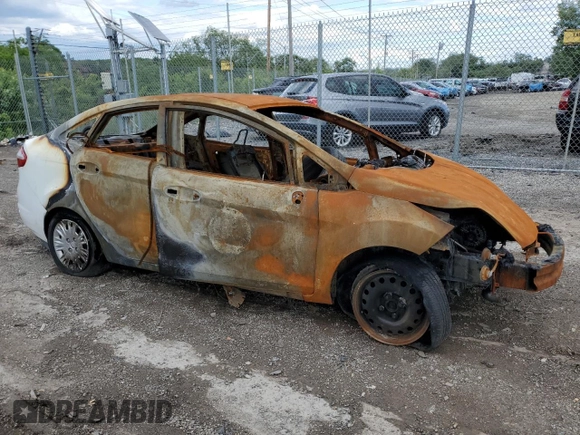 2014 Ford Fiesta S z VIN 3FADP4AJ2EM128522, wystawiony jako Copart lot #54676375 z przebiegiem Nie podano mil oraz Nie do naprawy • Non repairable. Historia ofert i sprzedaży dostępna na DreamBid. Obrazek 4.