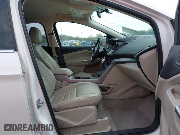 2016 Ford Escape SE with VIN 1FMCU0GX4GUC55365, listed as a IAAI auction lot 41901838 with 72,913 mi miles. Bid and sale history available at carsss.com. Image 5.