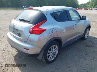 2011 Nissan Juke SV with VIN JN8AF5MRXBT017001, listed as a IAAI auction lot 42151761 with 199,792 mi miles and . Bid and sale history available at carsss.com. Image 4.