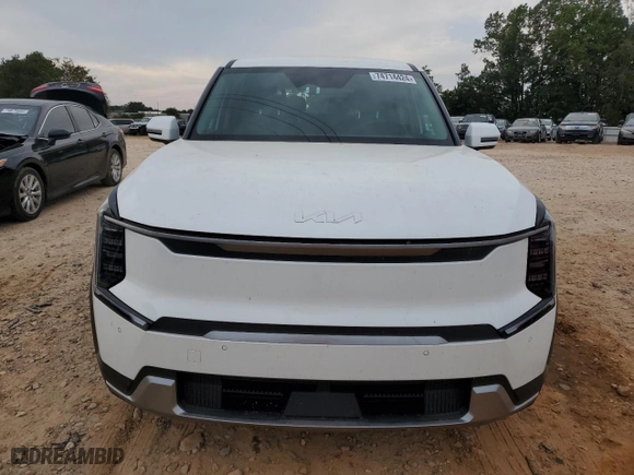 2024 Kia EV9 Light Long Range with VIN KNDAB5S19R6029900, listed as a Copart auction lot 74714424 with NaN miles and Salvage Title. Bid and sale history available at carsss.com. Image 5.