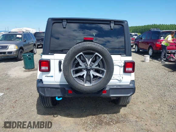2024 Jeep Wrangler Willys z VIN 1C4RJXN60RW225250, wystawiony jako IAAI lot #42333989 z przebiegiem 35 893 mil mil oraz . Historia ofert i sprzedaży dostępna na DreamBid. Obrazek 17.