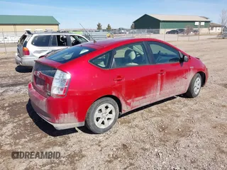 2008 Toyota Prius z VIN JTDKB20U983308490, wystawiony jako IAAI lot #41635842 z przebiegiem 131 780 mil mil oraz . Historia ofert i sprzedaży dostępna na DreamBid. Obrazek 4.
