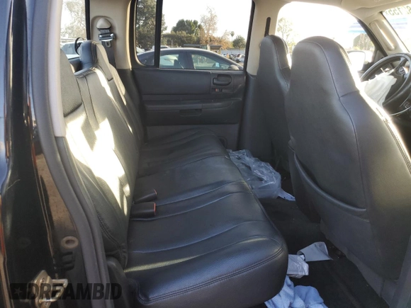 2002 Dodge Dakota Sport with VIN 1B7HG38N82S697439, listed as a Copart auction lot 44282155 with 239,414 mi miles and Salvage Title. Bid and sale history available at carsss.com. Image 11.