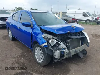 2016 Nissan Versa S with VIN 3N1CN7AP9GL829443, listed as a IAAI auction lot 42194357 with 112,064 mi miles and . Bid and sale history available at DreamBid. Image 6.