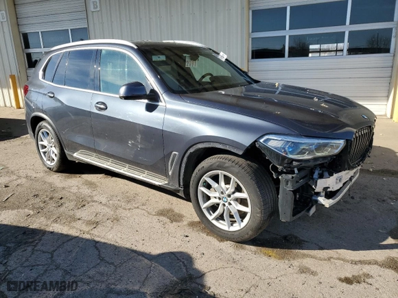 2019 BMW X5 xDrive40i with VIN 5UXCR6C59KLL02643, listed as a Copart auction lot 49344825 with 66,138 mi miles and Salvage Title. Bid and sale history available at carsss.com. Image 4.