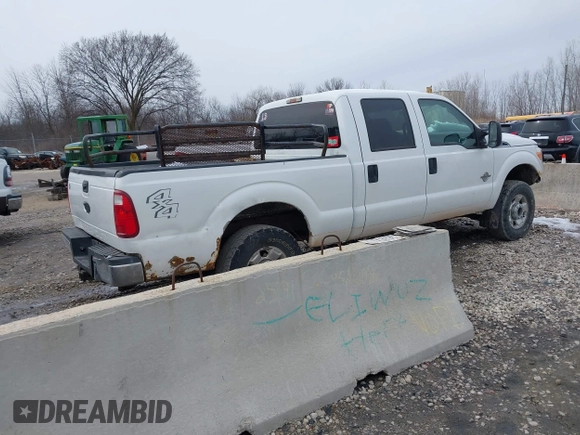 2012 Ford F-250 XL with VIN 1FT7W2BT0CEB41304, listed as a IAAI auction lot 41912853 with 275,348 mi miles and . Bid and sale history available at DreamBid. Image 4.