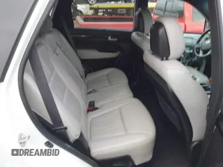 2014 Kia Sorento SX with VIN 5XYKWDA7XEG489258, listed as a IAAI auction lot 42004637 with 95,904 mi miles. Bid and sale history available at carsss.com. Image 8.