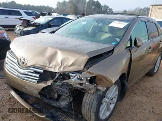 2010 Toyota Venza with VIN 4T3ZA3BB1AU022011, listed as a IAAI auction lot 41459465 with 111,258 mi miles. Bid and sale history available at carsss.com. Image 6.