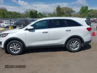 2016 Kia Sorento LX with VIN 5XYPGDA53GG183202, listed as a IAAI auction lot 42212026 with 135,482 mi miles and . Bid and sale history available at carsss.com. Image 14.