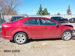 2010 Ford Fusion SE with VIN 3FAHP0HA7AR345092, listed as a IAAI auction lot 41910241 with 135,805 mi miles. Bid and sale history available at carsss.com. Image 13.