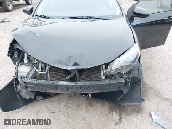 2018 Toyota Corolla L z VIN 2T1BURHEXJC098608, wystawiony jako IAAI lot #41168514 z przebiegiem 134 623 mil mil oraz . Historia ofert i sprzedaży dostępna na DreamBid. Obrazek 6.