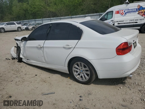 2007 BMW 3 Series 328i with VIN WBAVA33517KX71185, listed as a Copart auction lot 53839015 with Not provided miles and Salvage title. Bid and sale history available at DreamBid. Image 2.