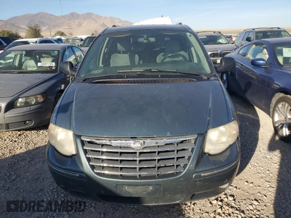 2006 Chrysler Town & Country LWB Limited with VIN 2A8GP64L36R738304, listed as a Copart auction lot 74061394 with 178,028 mi miles and Clean Title. Bid and sale history available at carsss.com. Image 5.