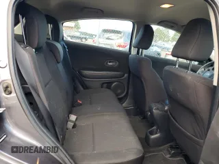 2018 Honda HR-V LX with VIN 3CZRU6H38JG703401, listed as a Copart auction lot 70567114 with 106,672 mi miles and Salvage Title. Bid and sale history available at carsss.com. Image 10.