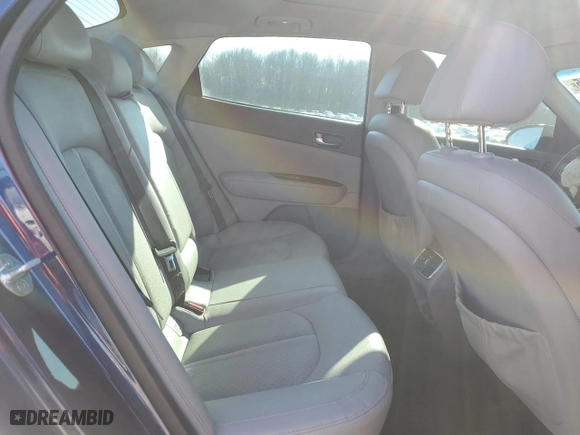 2016 Kia Optima EX with VIN 5XXGU4L32GG093287, listed as a Copart auction lot 88775335 with 83,053 mi miles and Salvage Title. Bid and sale history available at carsss.com. Image 10.
