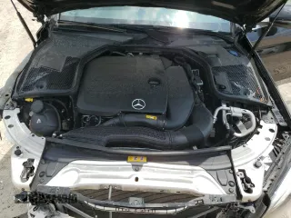 2021 Mercedes-Benz C 300 с VIN W1KWF8DB0MR646536, выставлен на аукционе Copart как лот 54263185 с пробегом 38 320 миль миль и Списание • Salvage title. История ставок и продаж доступна на DreamBid. Изображение 11.