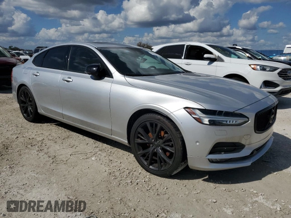 2017 Volvo S90 Momentum z VIN YV1102AK2H1010982, wystawiony jako Copart lot #78193174 z przebiegiem Nie podano mil oraz Nie do naprawy • Non repairable. Historia ofert i sprzedaży dostępna na DreamBid. Obrazek 4.