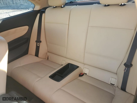 2011 BMW 1 Series 128i with VIN WBAUP7C50BVK78574, listed as a Copart auction lot 42775715 with 136,474 mi miles and Salvage Title. Bid and sale history available at carsss.com. Image 10.