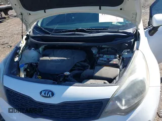 2014 Kia Rio LX with VIN KNADM4A30E6403029, listed as a IAAI auction lot 41717924 with 61,192 mi miles. Bid and sale history available at carsss.com. Image 10.