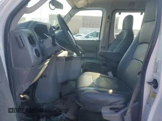 2012 Ford Econoline Wagon XL with VIN 1FMNE1BL6CDB12668, listed as a Copart auction lot 37751654 with 31,425 mi miles and Clean Title. Bid and sale history available at carsss.com. Image 7.