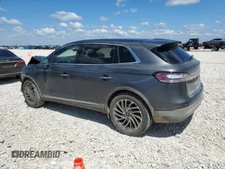 2019 Lincoln Nautilus Reserve z VIN 2LMPJ6L9XKBL51296, wystawiony jako Copart lot #56480135 z przebiegiem 59 852 mil mil oraz Szkoda całkowita • Salvage title. Historia ofert i sprzedaży dostępna na DreamBid. Obrazek 2.