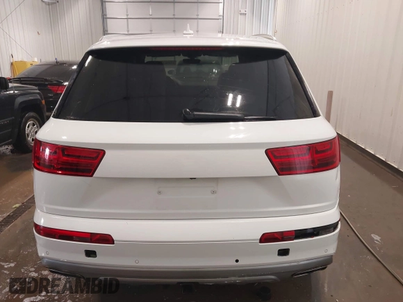 2018 Audi Q7 Prestige with VIN WA1VAAF76JD039452, listed as a IAAI auction lot 42246370 with 135,357 mi miles and . Bid and sale history available at DreamBid. Image 16.