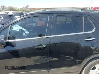 2020 Chevrolet Trax LT with VIN 3GNCJLSB0LL316958, listed as a IAAI auction lot 41786602 with 75,180 mi miles. Bid and sale history available at carsss.com. Image 14.