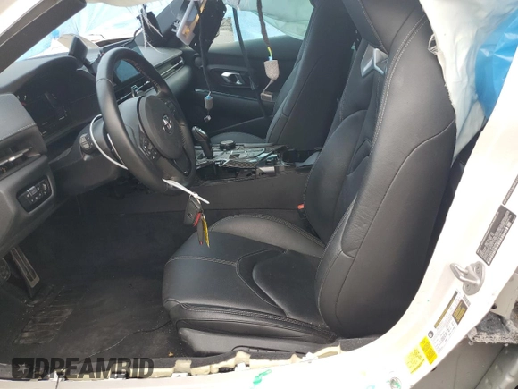 2021 Toyota Supra 3.0 z VIN WZ1DB0C03MW041279, wystawiony jako Copart lot #56318605 z przebiegiem 15 704 mil mil oraz Szkoda całkowita • Salvage title. Historia ofert i sprzedaży dostępna na DreamBid. Obrazek 7.