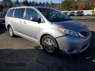 2013 Toyota Sienna XLE AAS z VIN 5TDYK3DC1DS389687, wystawiony jako Copart lot #44355905 z przebiegiem 188 780 mil mil oraz Szkoda całkowita • Salvage title. Historia ofert i sprzedaży dostępna na DreamBid. Obrazek 4.