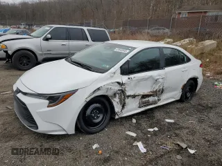 2024 Toyota Corolla LE with VIN 5YFB4MDE5RP127498, listed as a Copart auction lot 43543345 with 17,239 mi miles and Salvage Title. Bid and sale history available at carsss.com. Image 1.