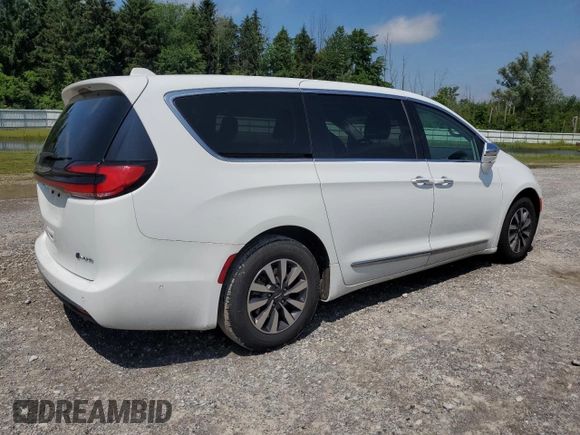 2022 Chrysler Pacifica Hybrid Limited with VIN 2C4RC1S72NR180156, listed as a Copart auction lot 62742765 with 71,935 mi miles and Salvage title. Bid and sale history available at DreamBid. Image 3.
