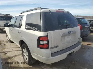 2010 Ford Explorer XLT with VIN 1FMEU7DE3AUA43357, listed as a Copart auction lot 46549195 with 171,887 mi miles and Salvage Title. Bid and sale history available at carsss.com. Image 2.