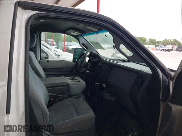 2016 Ford F-350 XL with VIN 1FTBF3A69GEC07110, listed as a IAAI auction lot 41930376 with 179,216 mi miles and . Bid and sale history available at DreamBid. Image 5.