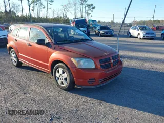 2008 Dodge Caliber SE with VIN 1B3HB28B88D625430, listed as a IAAI auction lot 41700702 with 203,150 mi miles. Bid and sale history available at carsss.com. Image 1.