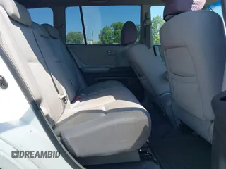 2006 Toyota Highlander with VIN JTEGD21A860141215, listed as a IAAI auction lot 42571223 with Not provided miles and . Bid and sale history available at DreamBid. Image 8.