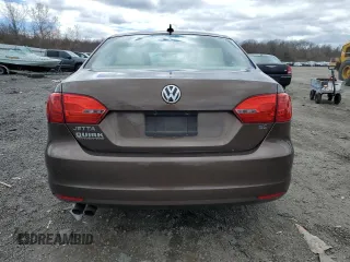 2014 Volkswagen Jetta Sedan SE with VIN 3VWD17AJ7EM257642, listed as a Copart auction lot 52286235 with 81,502 mi miles and Clean Title. Bid and sale history available at carsss.com. Image 6.
