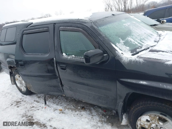 2011 Honda Ridgeline RTS with VIN 5FPYK1F48BB005889, listed as a IAAI auction lot 41268938 with 146,974 mi miles. Bid and sale history available at carsss.com. Image 13.