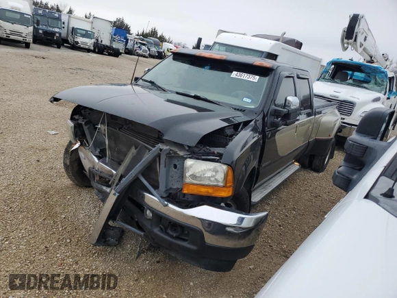 2001 Ford F-350 XL with VIN 1FTWW32F21EA24316, listed as a Copart auction lot 43617375 with 485,052 mi miles and Salvage title. Bid and sale history available at DreamBid. Image 1.