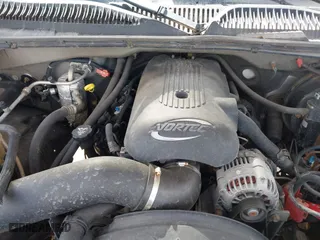 2003 Chevrolet Silverado 1500 LT with VIN 2GCEK19T531343401, listed as a IAAI auction lot 42080760 with 183,960 mi miles. Bid and sale history available at carsss.com. Image 10.