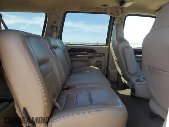 2003 Ford Excursion Limited with VIN 1FMNU42FX3EB25075, listed as a Copart auction lot 54161925 with 330,856 mi miles and Clean Title. Bid and sale history available at DreamBid. Image 10.