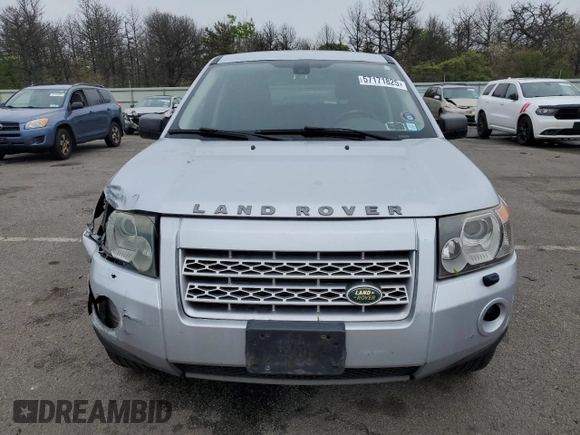 2008 Land Rover LR2 SE with VIN SALFS24NX8H021613, listed as a Copart auction lot 57171825 with 114,236 mi miles and Clean title. Bid and sale history available at DreamBid. Image 5.