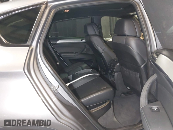 2014 BMW X6 50i z VIN 5UXFG8C55EL592995, wystawiony jako IAAI lot #41724960 z przebiegiem 137 112 mil mil oraz . Historia ofert i sprzedaży dostępna na DreamBid. Obrazek 8.