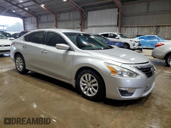 2014 Nissan Altima S with VIN 1N4AL3APXEN376634, listed as a Copart auction lot 54236615 with 139,447 mi miles and Salvage Title. Bid and sale history available at DreamBid. Image 4.