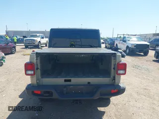 2020 Jeep Gladiator Sport S with VIN 1C6HJTAG1LL173646, listed as a IAAI auction lot 42008807 with Not Provided miles. Bid and sale history available at carsss.com. Image 17.